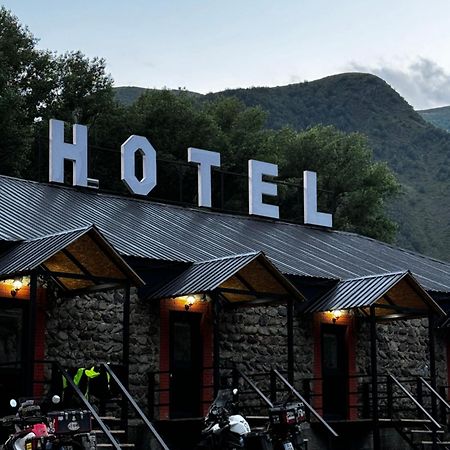 Hotel Pavilion Garden Казбеги Экстерьер фото